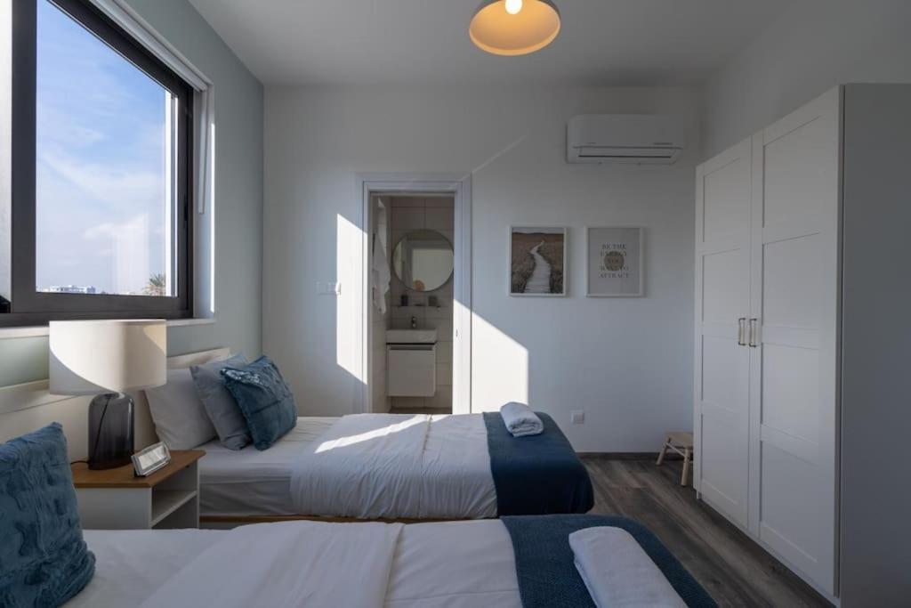 Thalassa 2-Bedroom Apartment In Lárnaka Kültér fotó