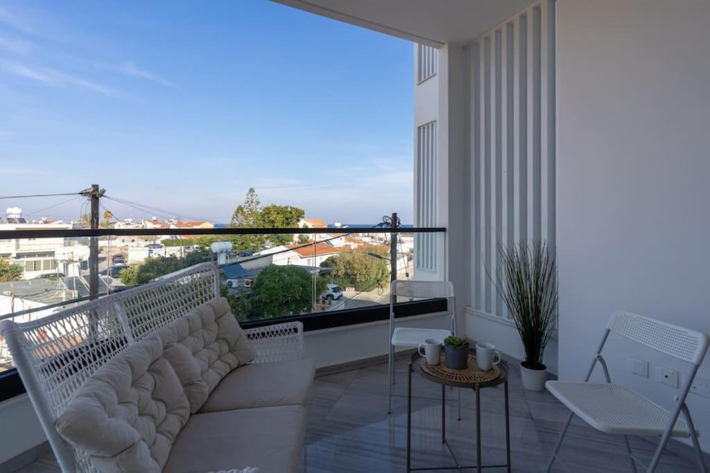 Thalassa 2-Bedroom Apartment In Lárnaka Kültér fotó